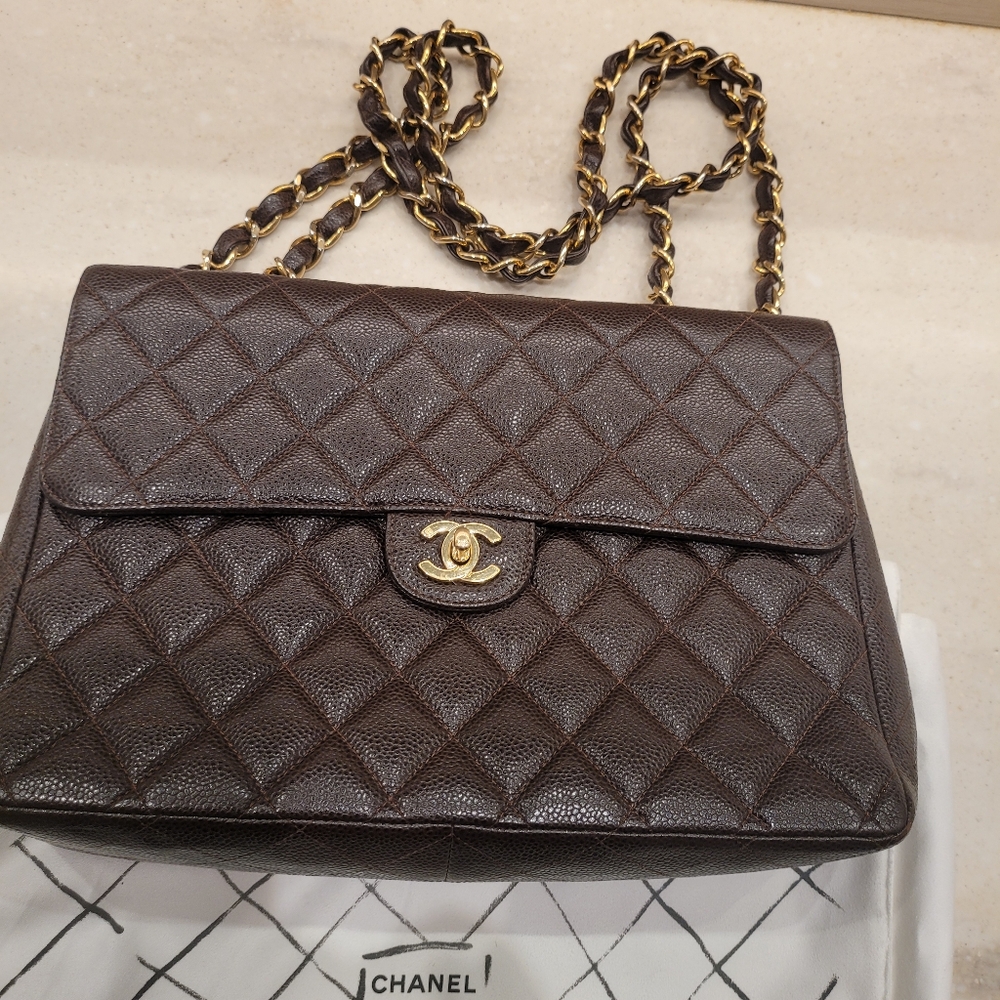 CHANEL Vintage Jumbo Single Flap - Brown Caviar Leather